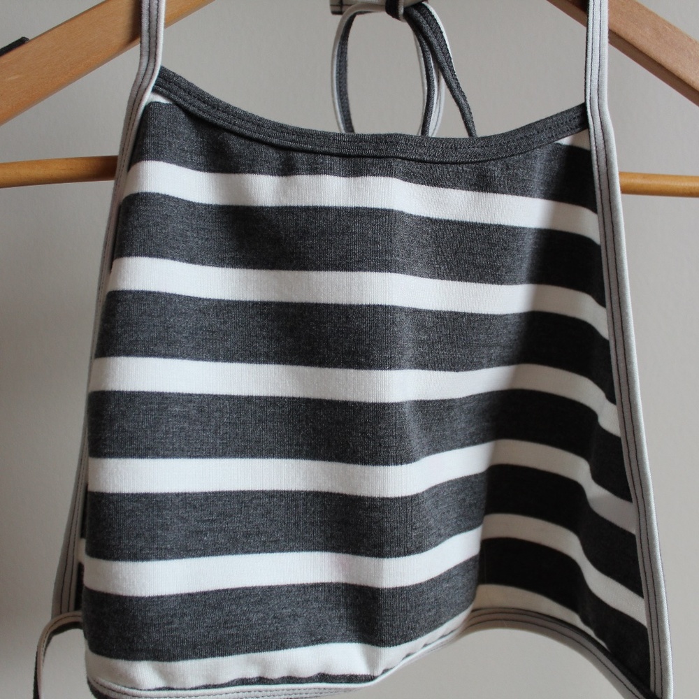 Halter Top - Picture 2 of 5